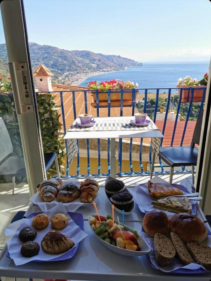Athena Charming Rooms Taormina Eksteriør billede