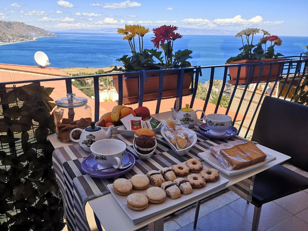 Athena Charming Rooms Taormina Eksteriør billede