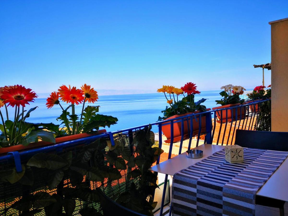Athena Charming Rooms Taormina Eksteriør billede