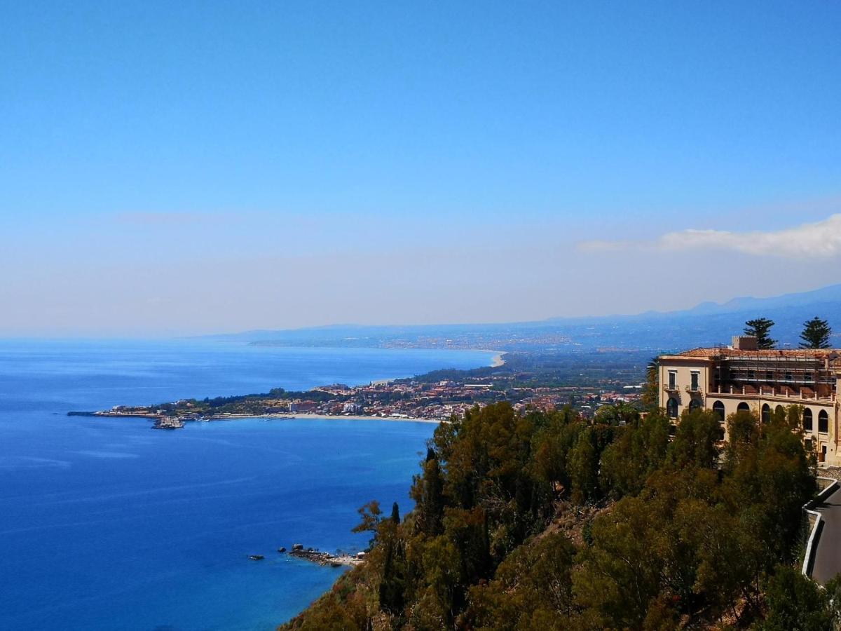 Athena Charming Rooms Taormina Eksteriør billede